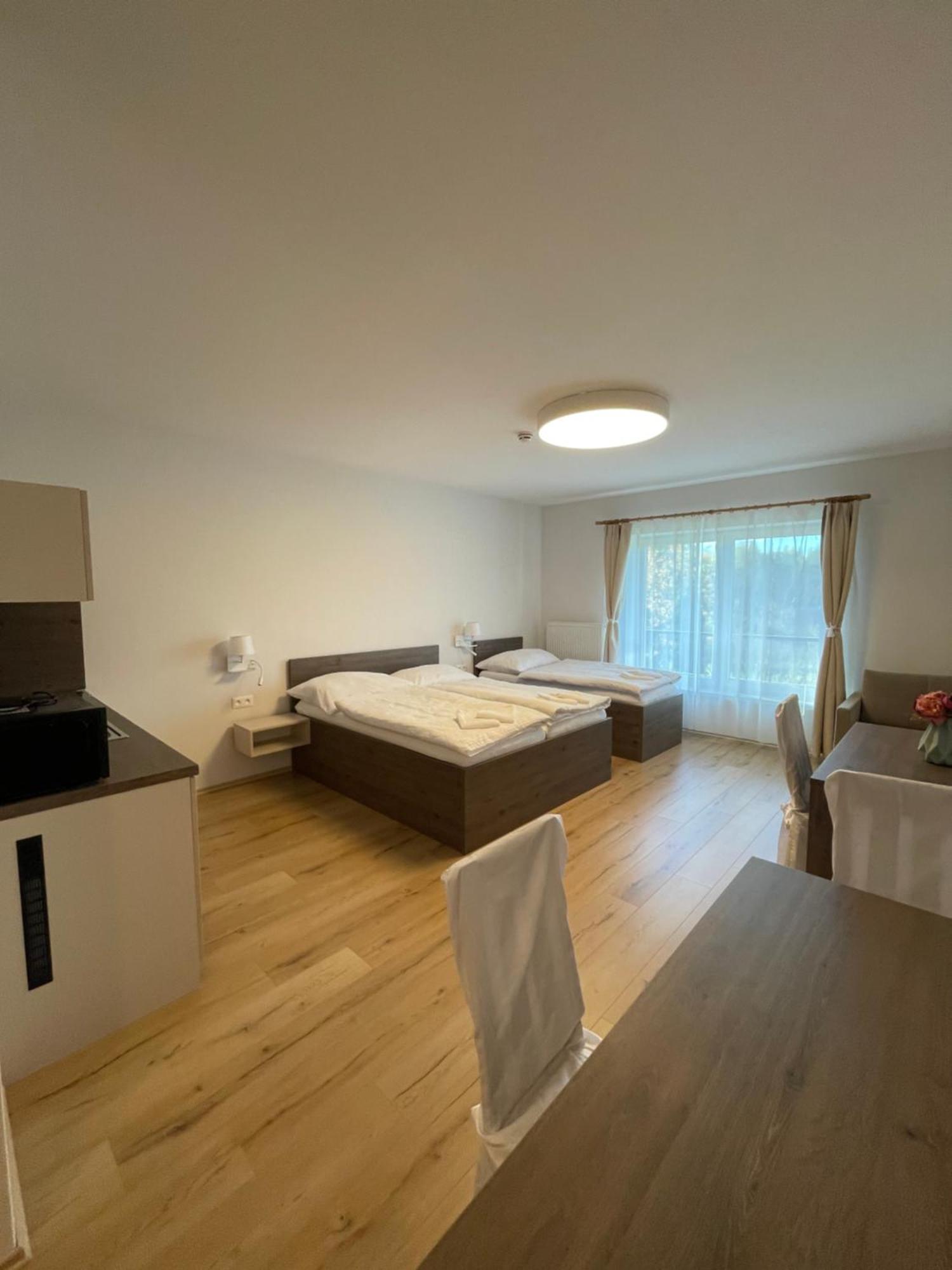 Zafir Otel Dunajská Streda Dış mekan fotoğraf