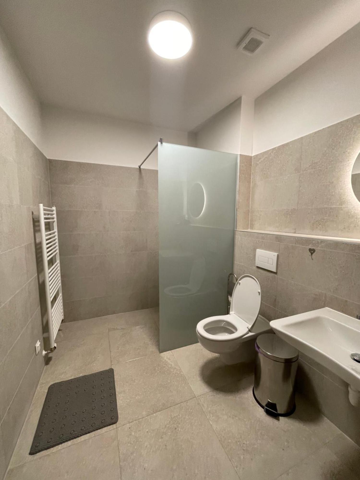 Zafir Otel Dunajská Streda Dış mekan fotoğraf