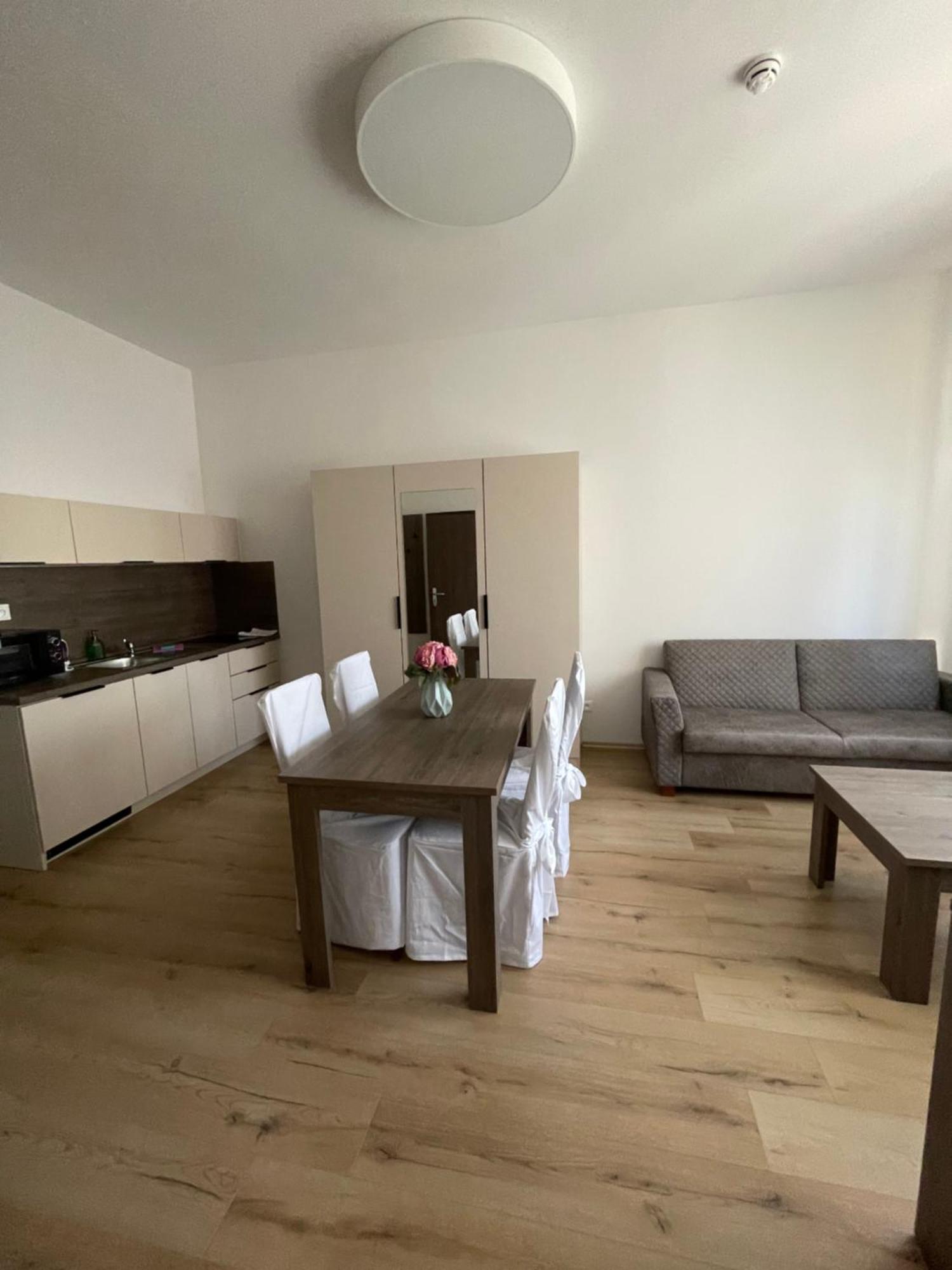Zafir Otel Dunajská Streda Dış mekan fotoğraf